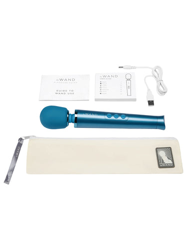 Le Wand Petite Rechargeable Body Massager Blue